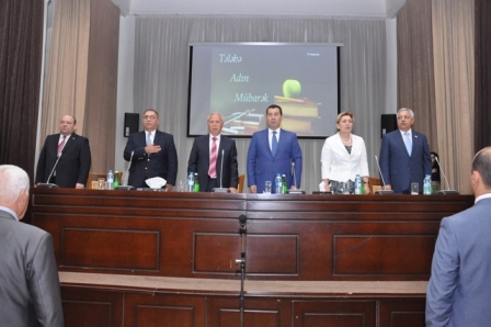 Səməd Seyidov: `Tələbərimizlə fəxr edirik`
